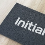 outdoor-mat with logo