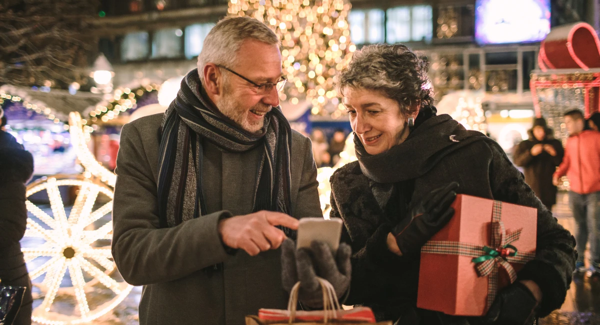 christmas shopping 2