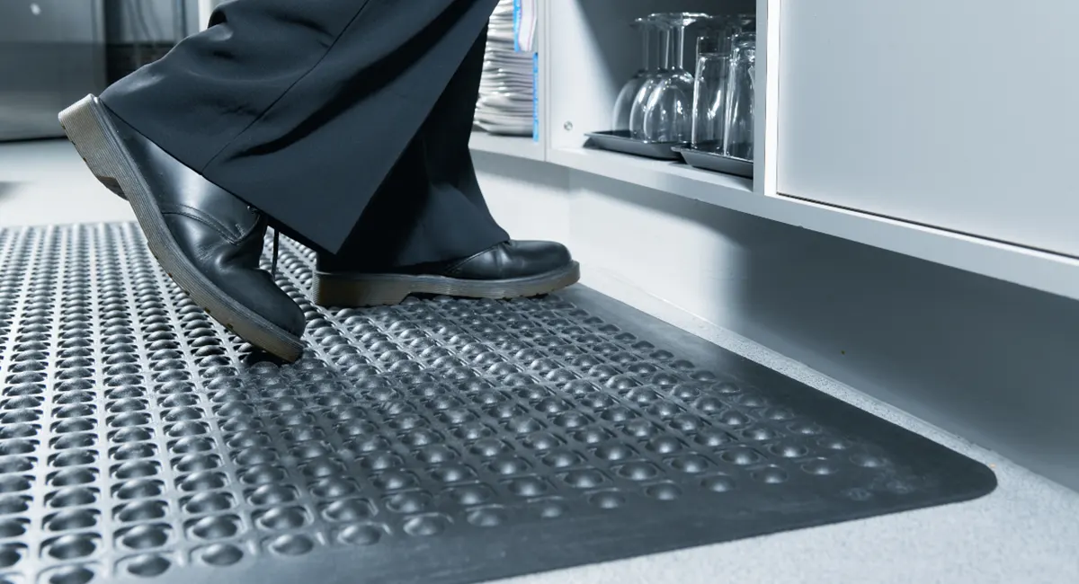 tapis professionnel anti fatigue bar