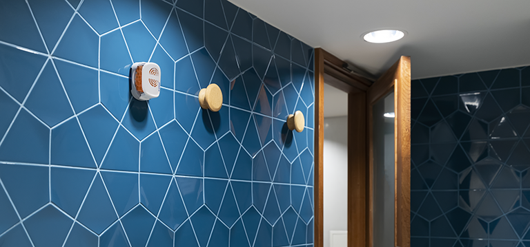 diffuseur de parfum pour sanitaires