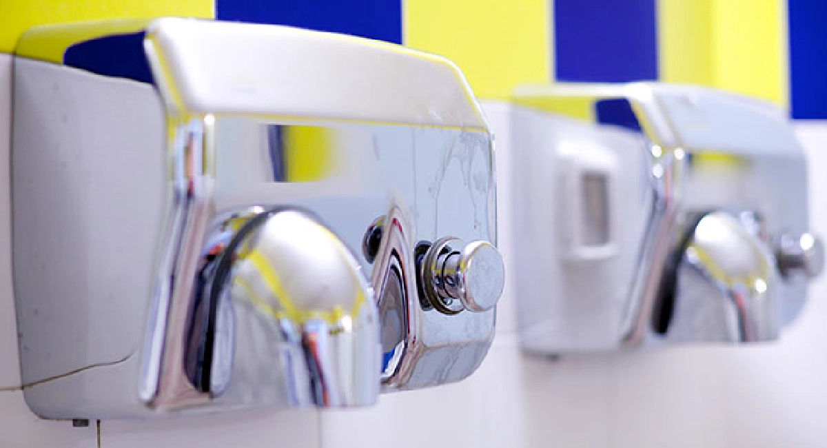 Sèche-mains électrique toilettes publiques