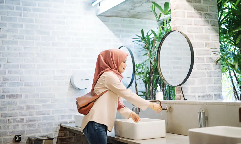 Essential-Range-Toilet-Seat-Cleaner