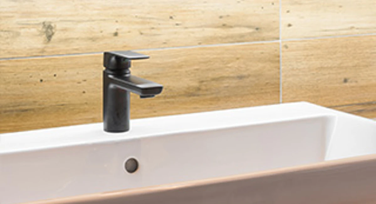 Washroom basin
