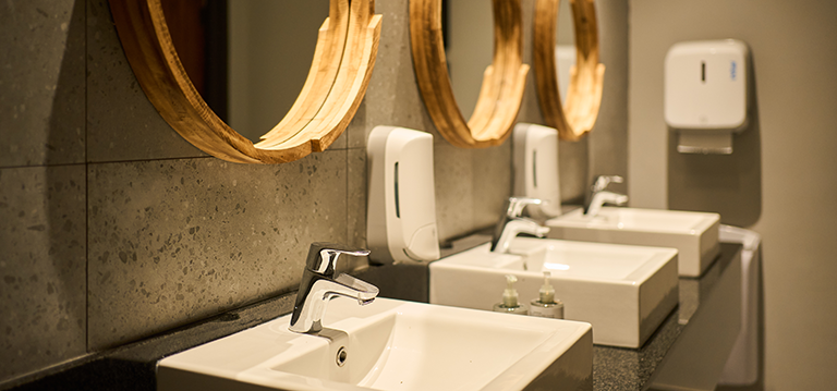 réglementation toilettes restaurant